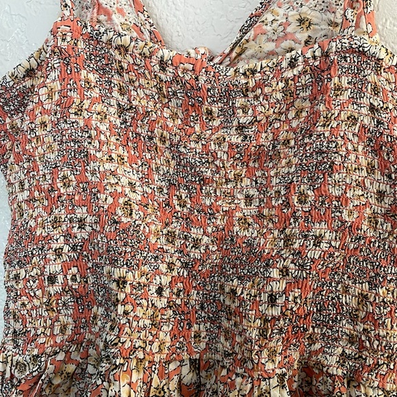 Patrons of Peace women’s floral summer short - Picture 6 of 9